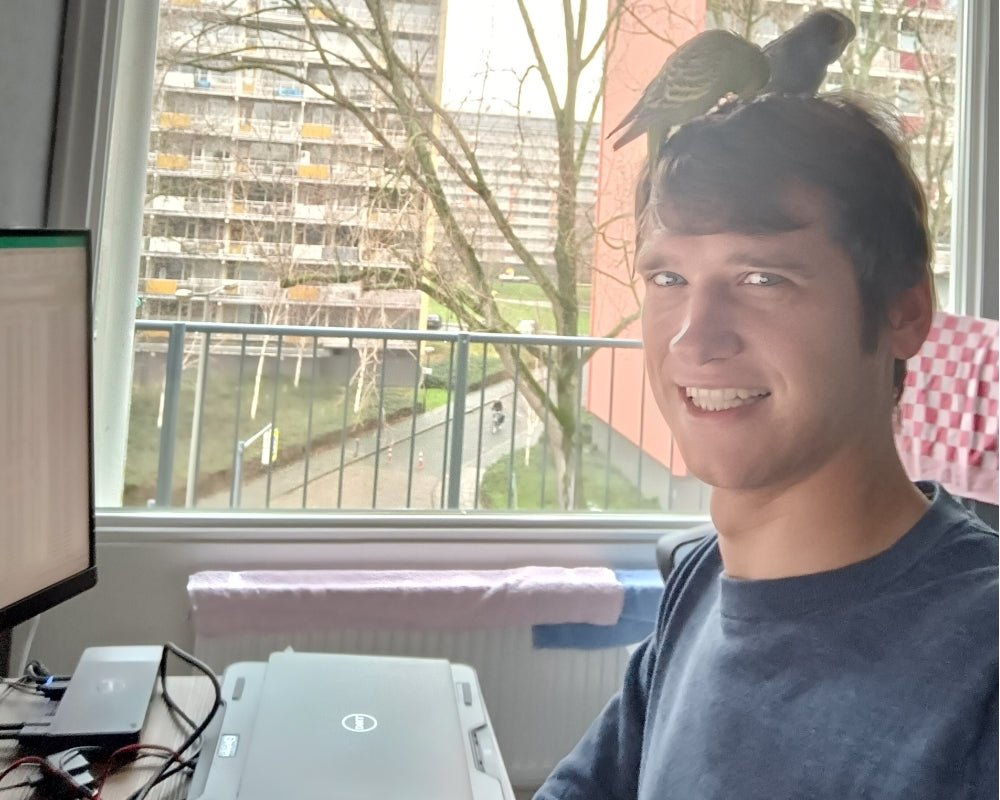Pascal_met_de_parkieten
